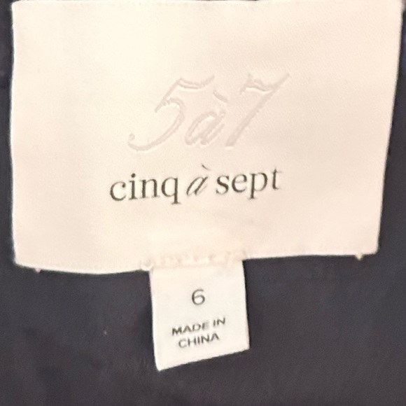 Cinq à Sept Jordyn Navy blue Patchwork tiered ruffle Midi cocktail Dress size 6 - Picture 16 of 16